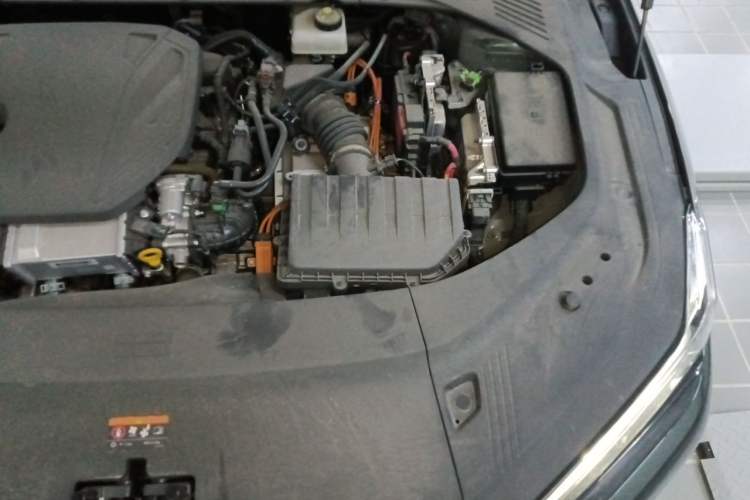 Used Geely Galaxy 8 2025 130km EM-P Starship Edition Engine Bay Left
