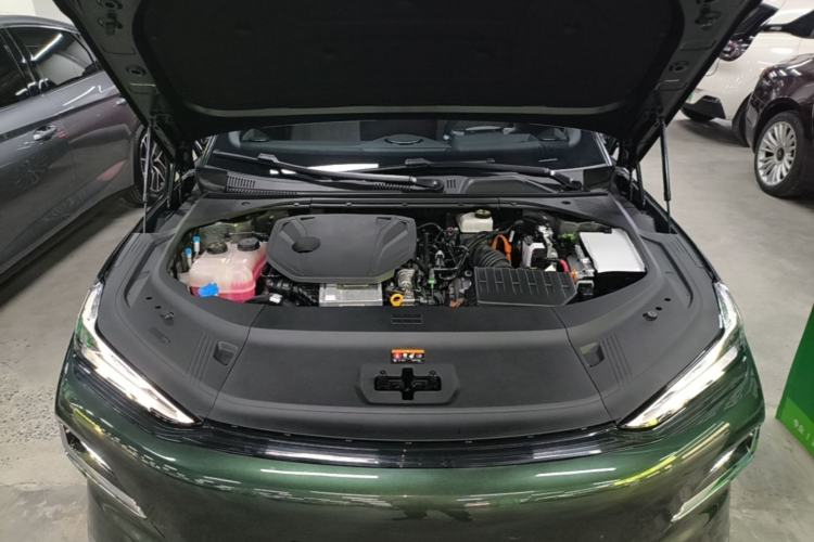 Used Geely Galaxy 8 2025 130km EM-P Starship Edition Engine Bay