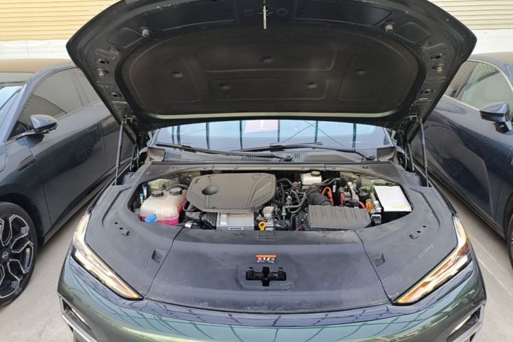 Used Geely Galaxy 8 2025 130km EM-P Starship Edition Engine Bay