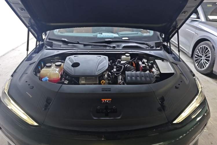 Used Geely Galaxy 8 2025 130km EM-P Starship Edition Engine Bay