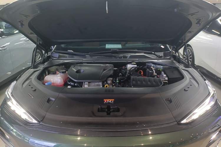 Used Geely Galaxy 8 2025 130km EM-P Starship Edition Engine Bay