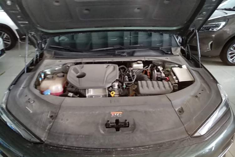 Used Geely Galaxy 8 2025 130km EM-P Starship Edition Engine Bay