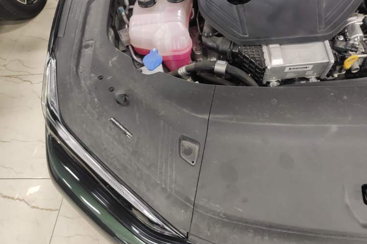 Used Geely Galaxy 8 2025 130km EM-P Exploration Edition Engine Bay Right