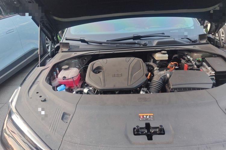 Used Geely Galaxy 8 2025 130km EM-i Prestige Edition Engine Bay Right