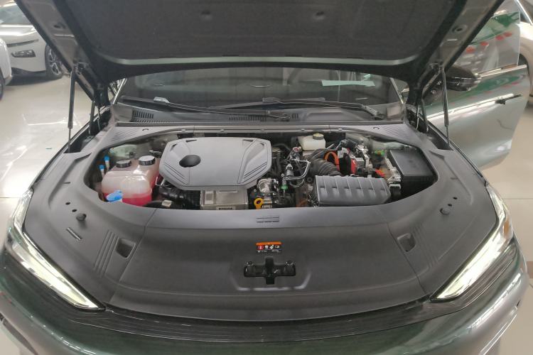 Used Geely Galaxy 8 2025 130km EM-P Starship Edition Engine Bay