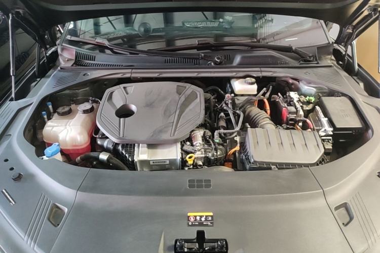 Used Geely Galaxy 8 2025 130km EM-P Starship Edition Engine Bay
