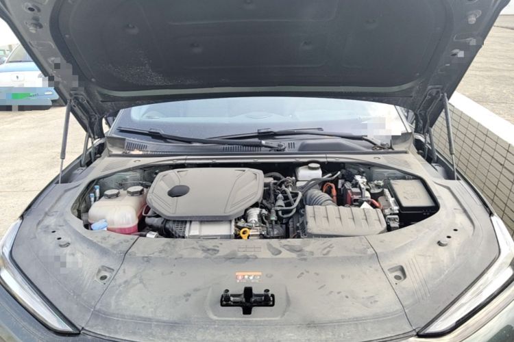 Used Geely Galaxy 8 2025 130km EM-P Starship Edition Engine Bay
