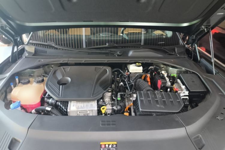 Used Geely Galaxy 8 2025 130km EM-P Starship Edition Engine Bay