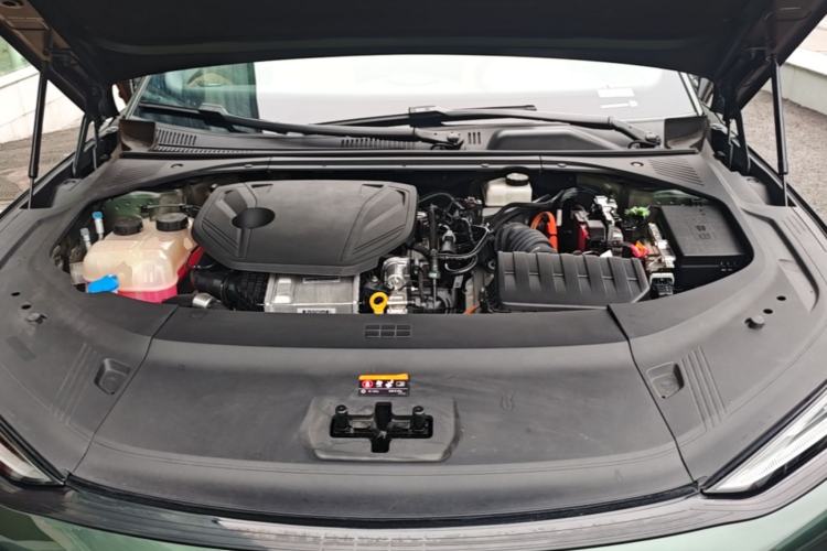 Used Geely Galaxy 8 2025 130km EM-P Starship Edition Engine Bay