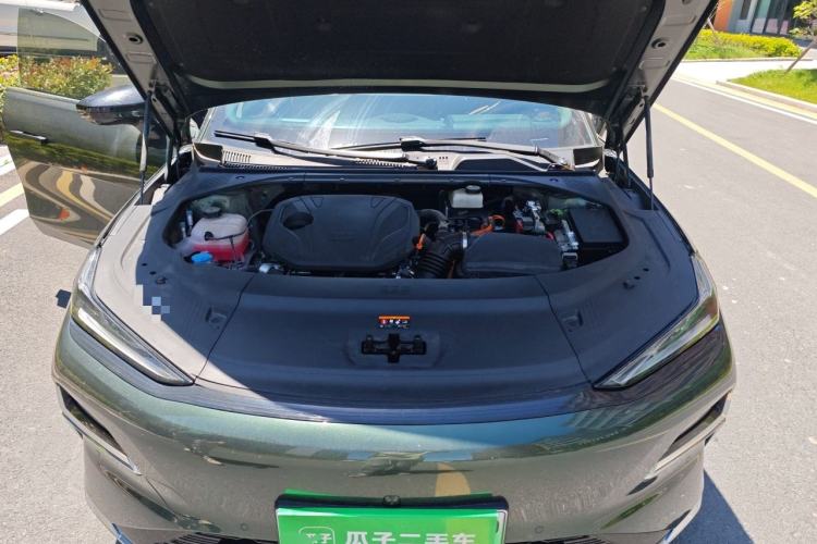 Used Geely Galaxy 8 2025 130km EM-i Flagship Edition Engine Bay