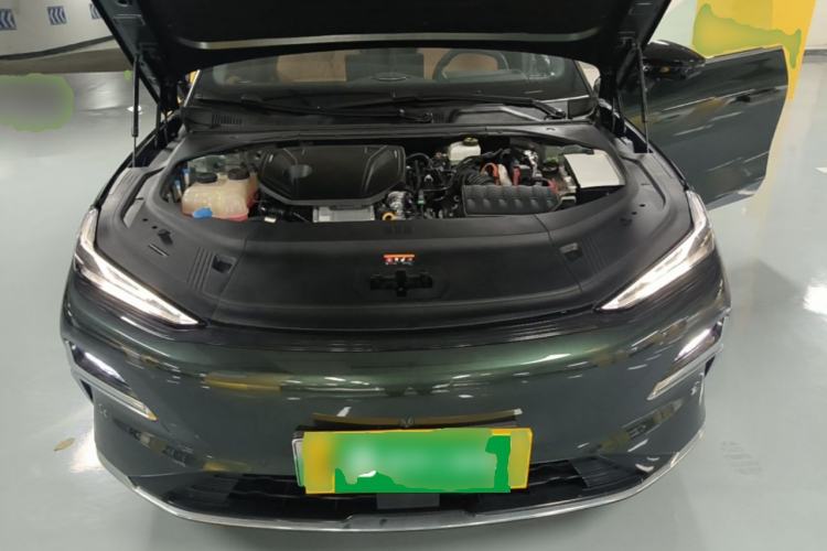 Used Geely Galaxy 8 2025 130km EM-P Starship Edition Engine Bay