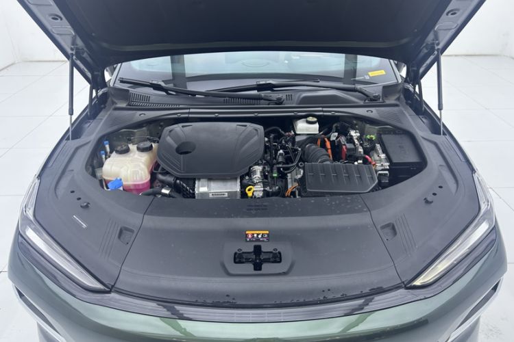 Used Geely Galaxy 8 2025 130km EM-P Starship Edition Engine Bay