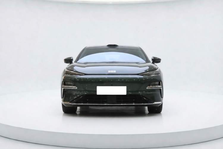Used Geely Galaxy 8 2025 130km EM-P Starship Edition Exterior 1