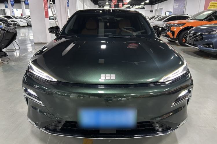 Used Geely Galaxy 8 2025 130km EM-P Starship Edition Exterior 1
