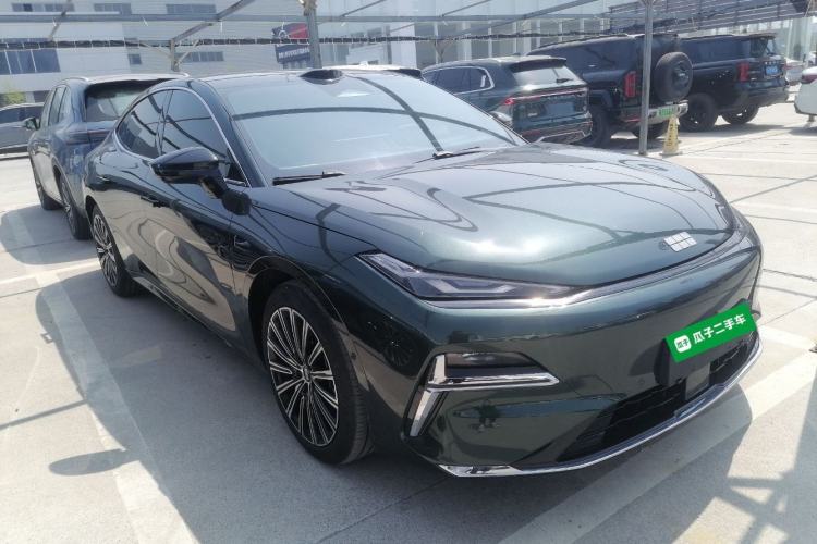 Used Geely Galaxy 8 2025 130km EM-P Starship Edition