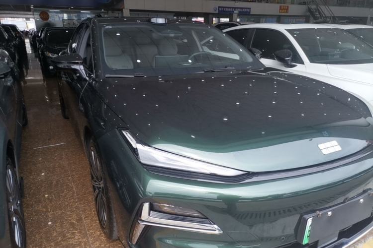 Used Geely Galaxy 8 2025 130km EM-P Starship Edition Exterior 1