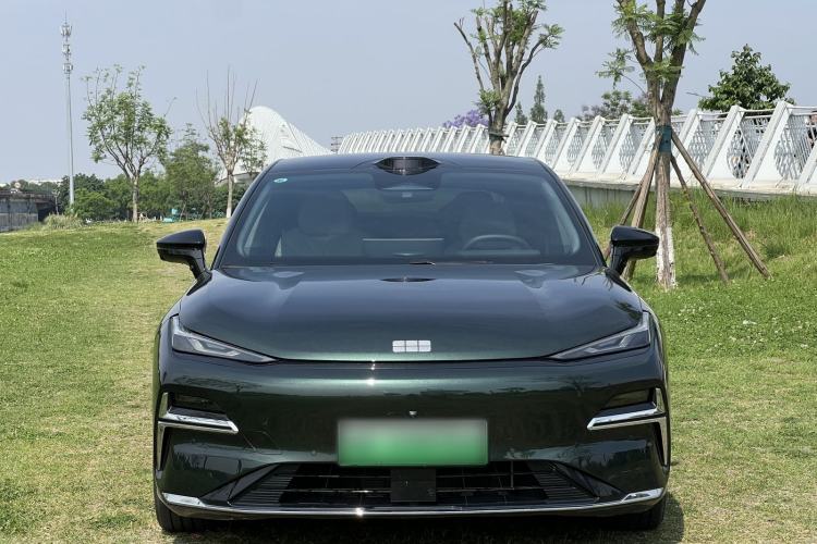 Used Geely Galaxy 8 2025 130km EM-P Starship Edition Exterior 1