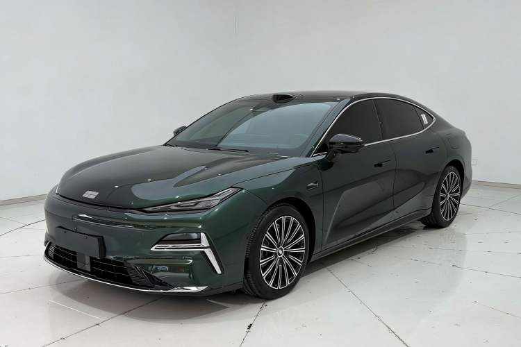 Used Geely Galaxy 8 2025 130km EM-P Starship Edition Exterior 1