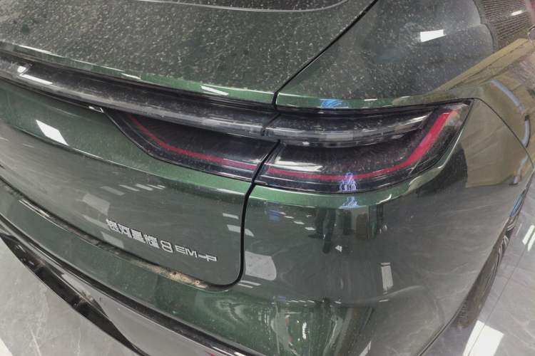 Used Geely Galaxy 8 2025 130km EM-P Starship Edition Exterior 2