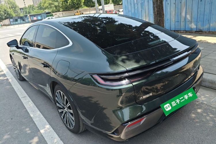Used Geely Galaxy 8 2025 130km EM-P Starship Edition Exterior 2