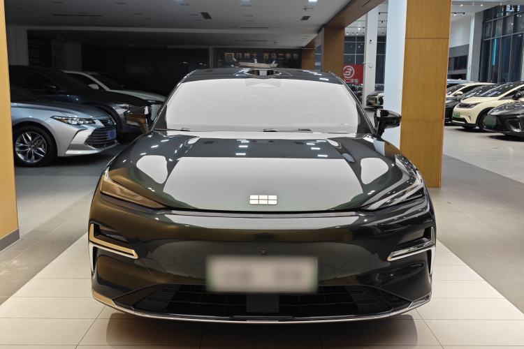Used Geely Galaxy 8 2025 130km EM-P Starship Edition Exterior 2