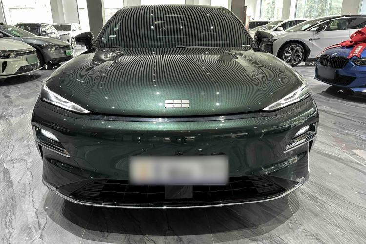 Used Geely Galaxy 8 2025 130km EM-i Flagship Edition Exterior 2