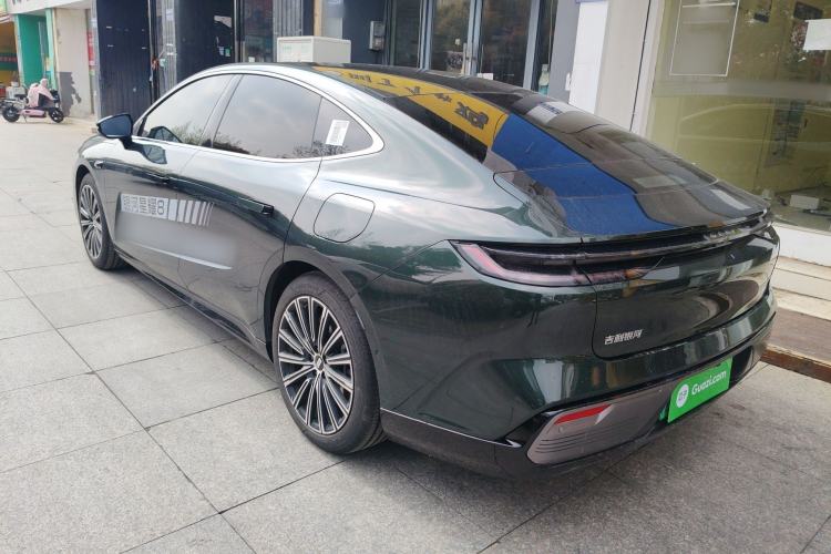 Used Geely Galaxy 8 2025 130km EM-P Starship Edition Exterior 2