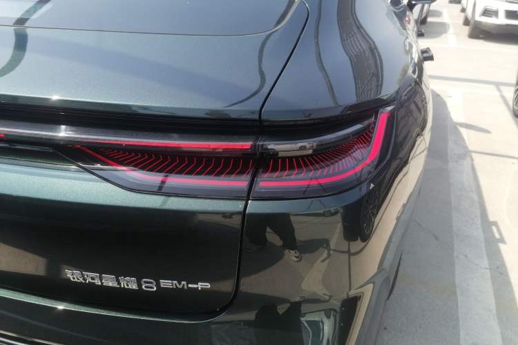 Used Geely Galaxy 8 2025 130km EM-P Starship Edition