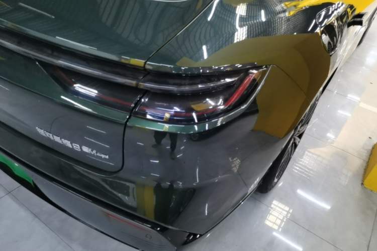 Used Geely Galaxy 8 2025 130km EM-P Starship Edition Exterior 3