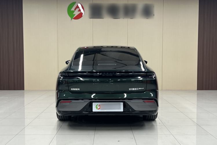 Used Geely Galaxy 8 2025 130km EM-P Starship Edition Exterior 4