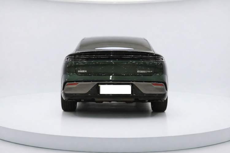 Used Geely Galaxy 8 2025 130km EM-P Starship Edition Exterior 4
