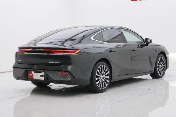 Used Geely Galaxy 8 2025 130km EM-P Starship Edition Exterior 4