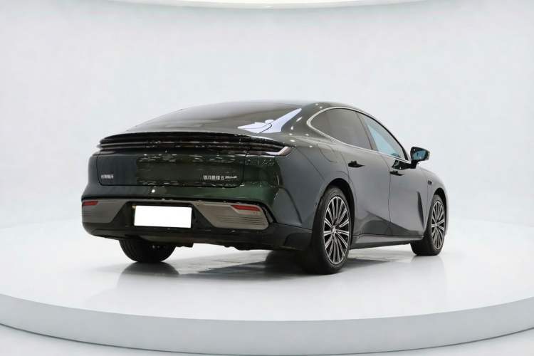 Used Geely Galaxy 8 2025 130km EM-P Starship Edition Exterior 5