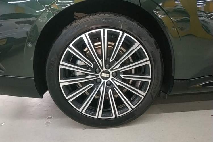 Used Geely Galaxy 8 2025 130km EM-P Starship Edition Exterior 5