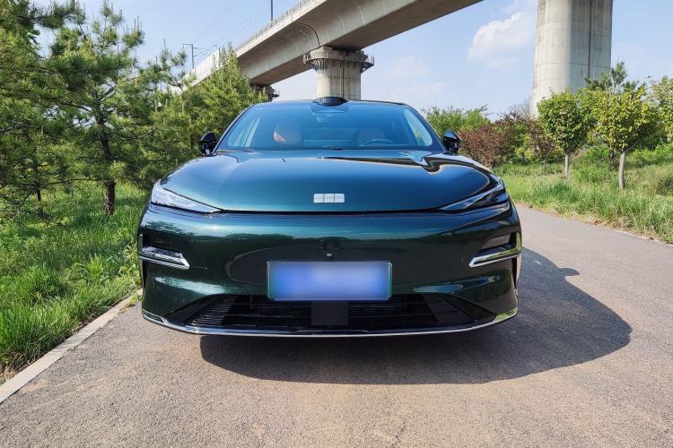 Used Geely Galaxy 8 2025 130km EM-P Starship Edition Exterior 6