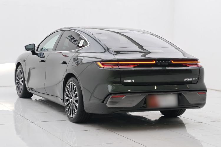 Used Geely Galaxy 8 2025 130km EM-P Starship Edition Exterior 6