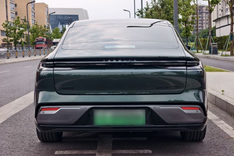 Used Geely Galaxy 8 2025 130km EM-i Deluxe Edition Exterior 6