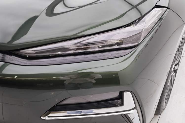 Used Geely Galaxy 8 2025 130km EM-P Starship Edition Exterior 7