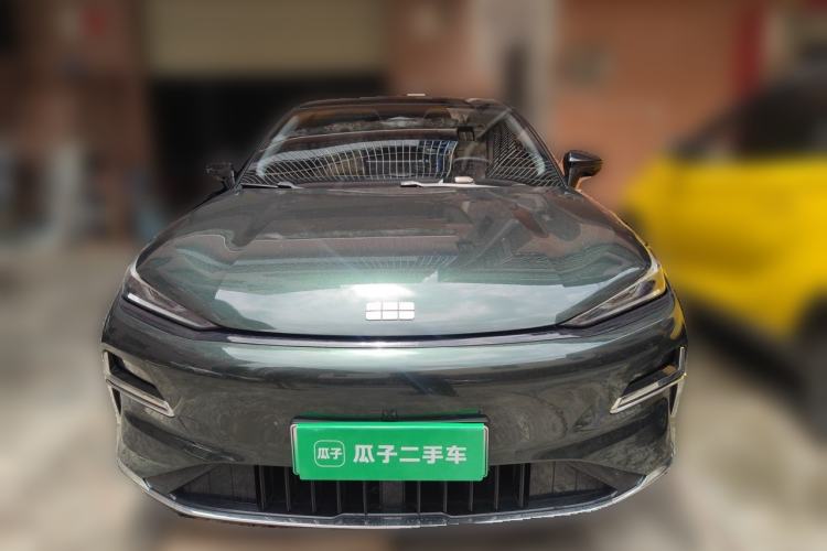 Used Geely Galaxy 8 2025 130km EM-i Deluxe Edition Front