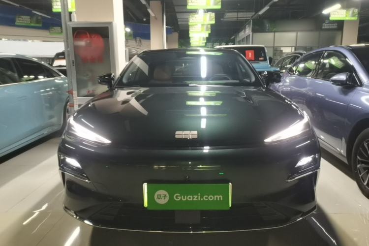 Used Geely Galaxy 8 2025 130km EM-i Flagship Edition Front