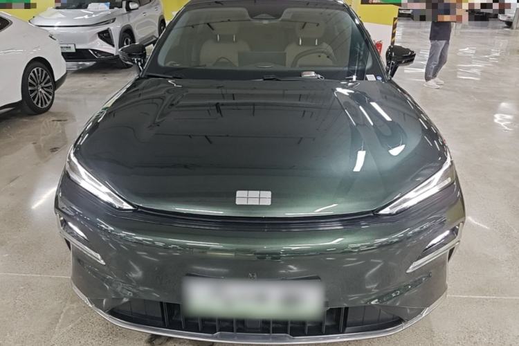 Used Geely Galaxy 8 2025 130km EM-i Deluxe Edition Front