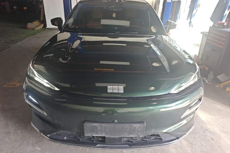 Used Geely Galaxy 8 2025 130km EM-P Starship Edition Front