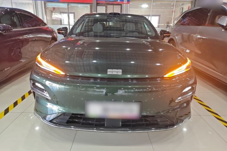 Used Geely Galaxy 8 2025 130km EM-P Starship Edition Front