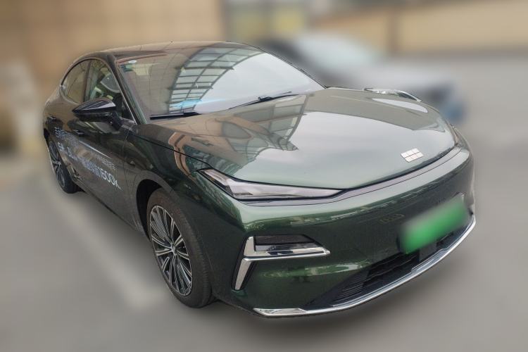 Used Geely Galaxy 8 2025 130km EM-P Exploration Edition Front Right 45 Deg