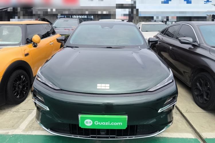 Used Geely Galaxy 8 2025 130km EM-i Deluxe Edition Front