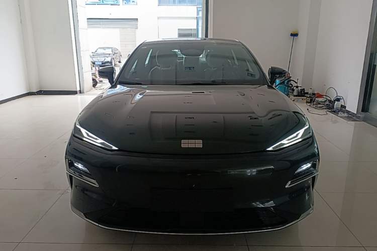 Used Geely Galaxy 8 2025 130km EM-i Prestige Edition Front