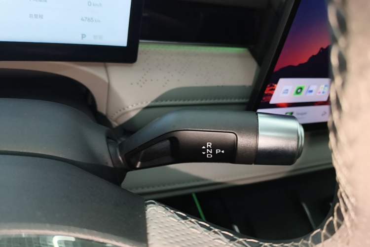 Used Geely Galaxy 8 2025 130km EM-P Starship Edition Gear Lever