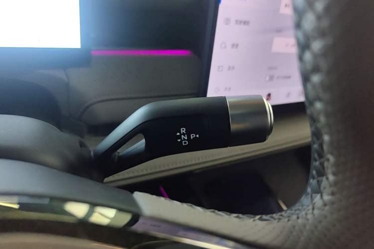 Used Geely Galaxy 8 2025 130km EM-P Starship Edition Gear Lever