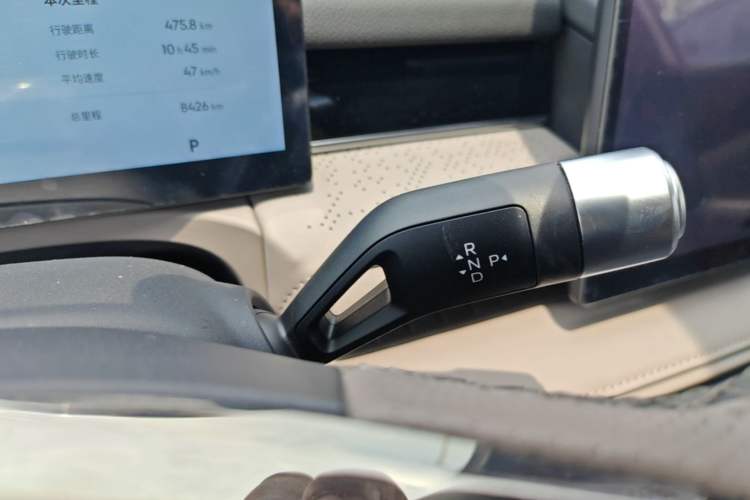 Used Geely Galaxy 8 2025 130km EM-P Starship Edition Gear Lever