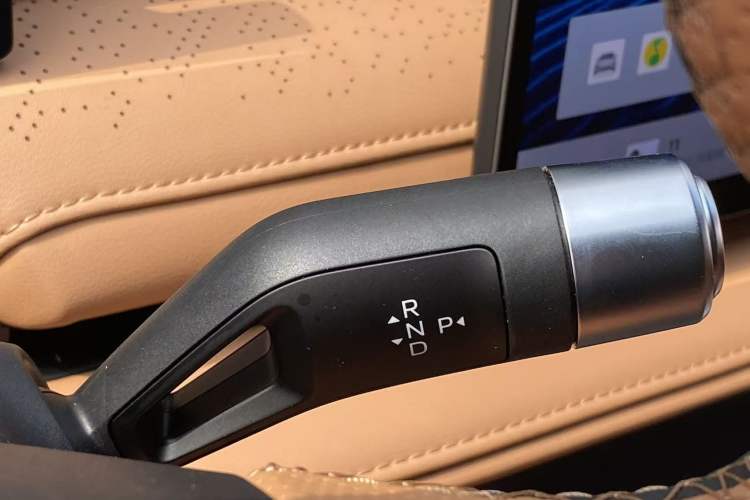 Used Geely Galaxy 8 2025 130km EM-P Starship Edition Gear Lever